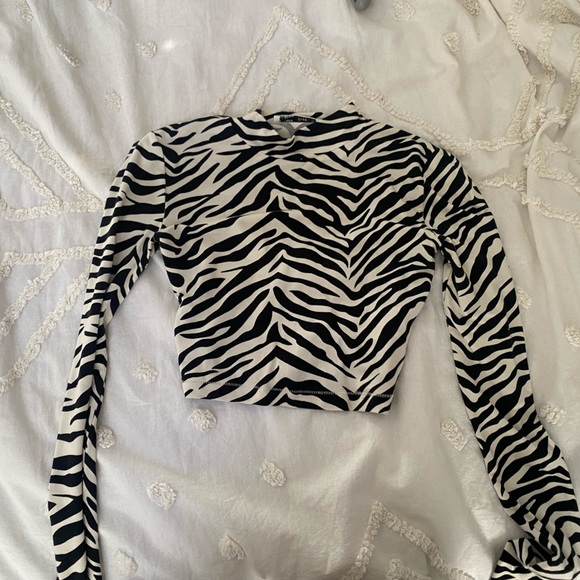Aritizia Wilfred Free Zebra print long sleeve top - Picture 1 of 3